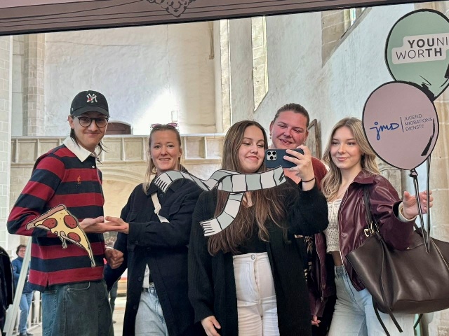 Ausstellung YOUNIWORTH Eindruck 1